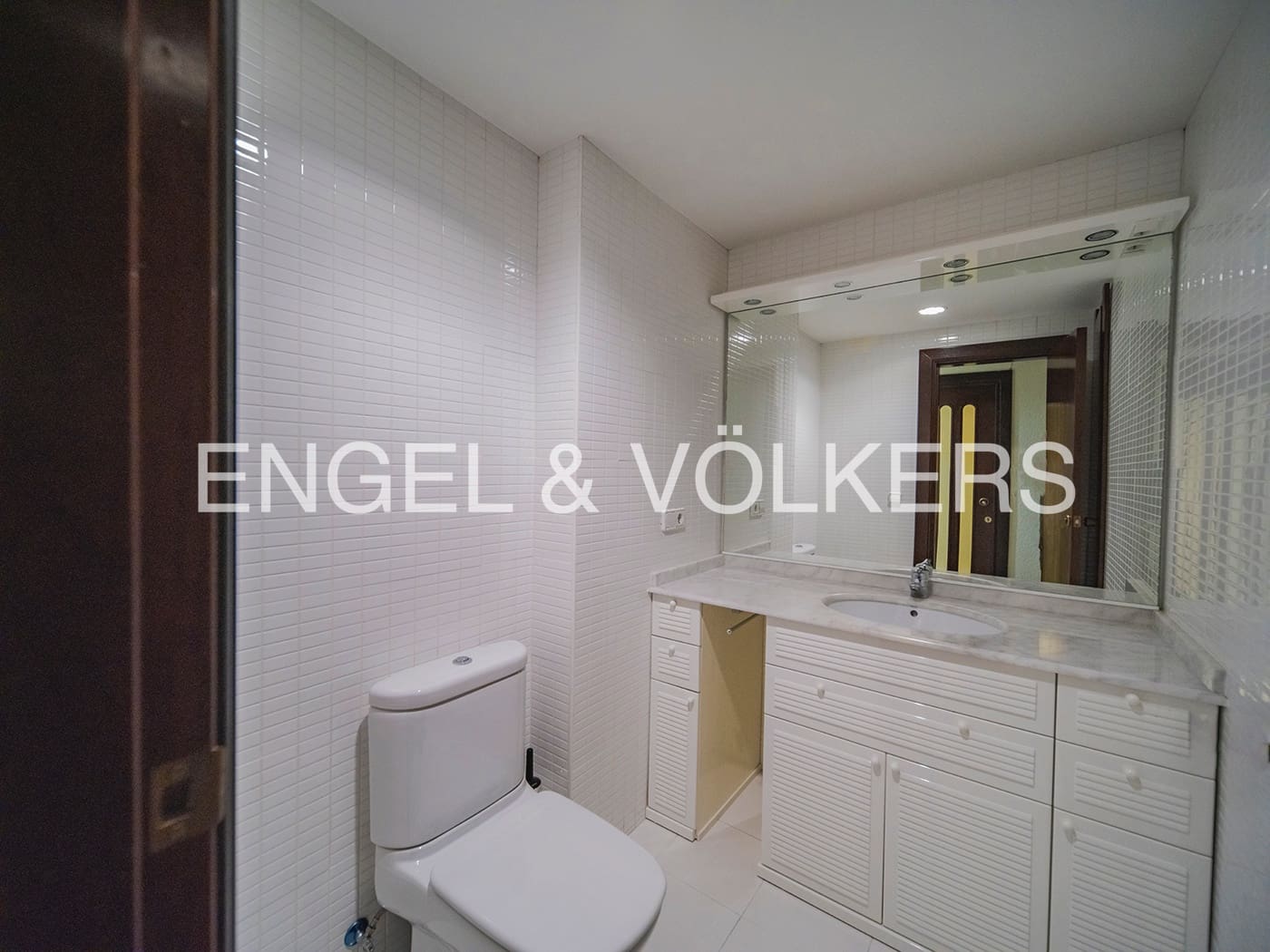 4 soveværelse Lejlighed til salg i Alicante by med garage - € 450.000 (Ref: 8141296)