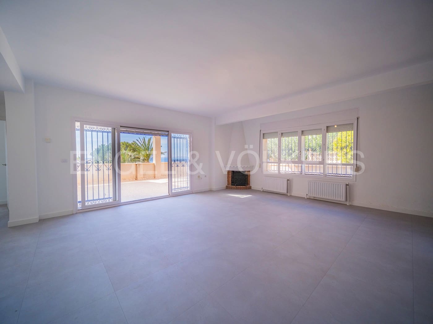 4 soveværelse Villa til salg i El Campello med garage - € 695.000 (Ref: 8173540)