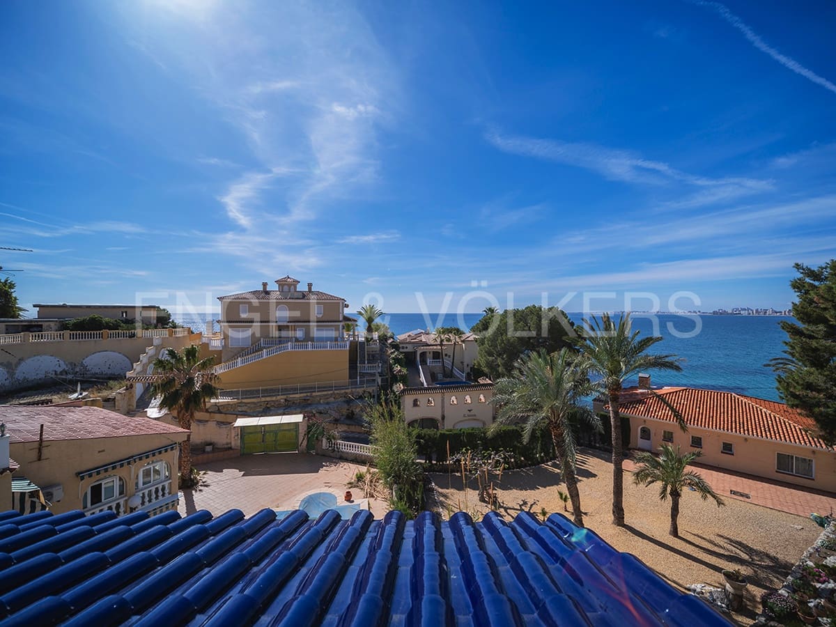 4 soveværelse Villa til salg i El Campello med garage - € 695.000 (Ref: 8173540)