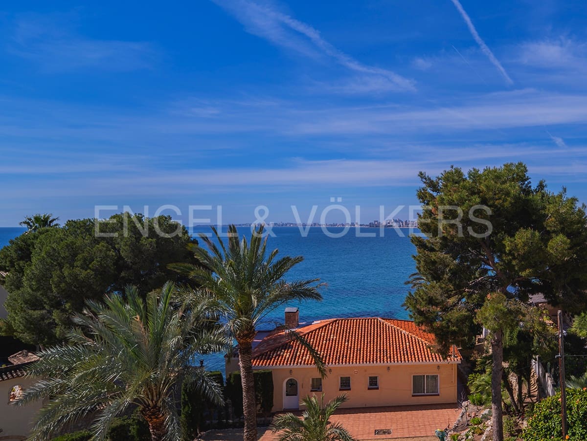 4 soveværelse Villa til salg i El Campello med garage - € 695.000 (Ref: 8173540)