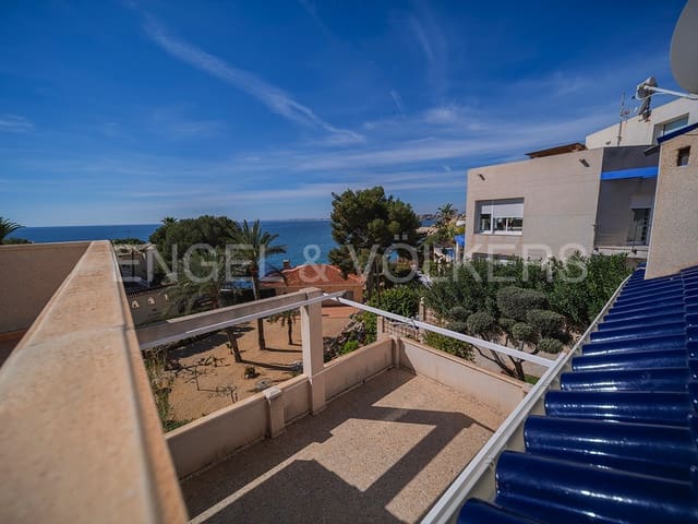 4 soveværelse Villa til salg i Coveta Fuma, El Campello med garage - € 695.000 (Ref: 8173540)