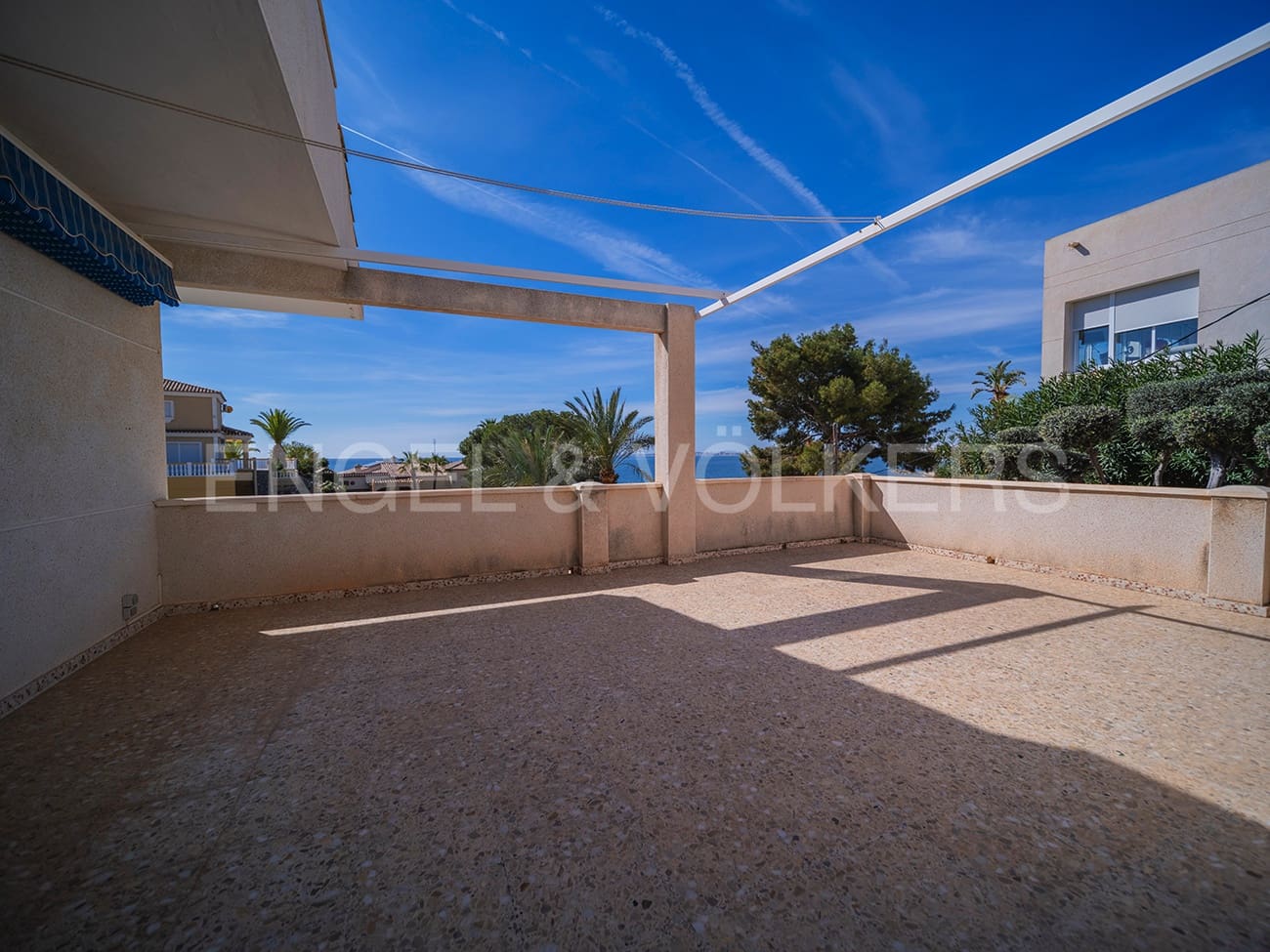 4 soveværelse Villa til salg i El Campello med garage - € 695.000 (Ref: 8173540)