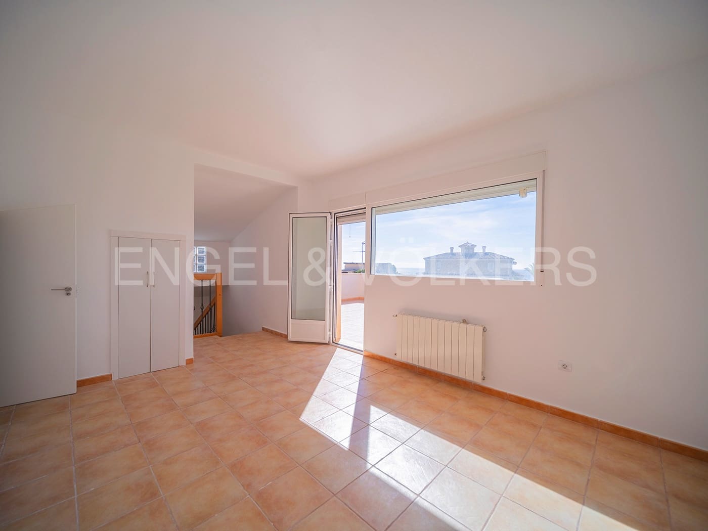 4 soveværelse Villa til salg i El Campello med garage - € 695.000 (Ref: 8173540)