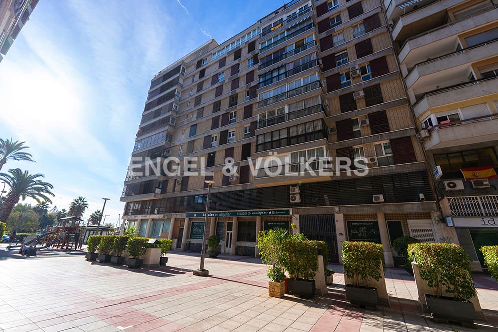 Apartament na sprzedaż w Miasto Alicante / Alacant - 495 000 € (Ref: 8195536)