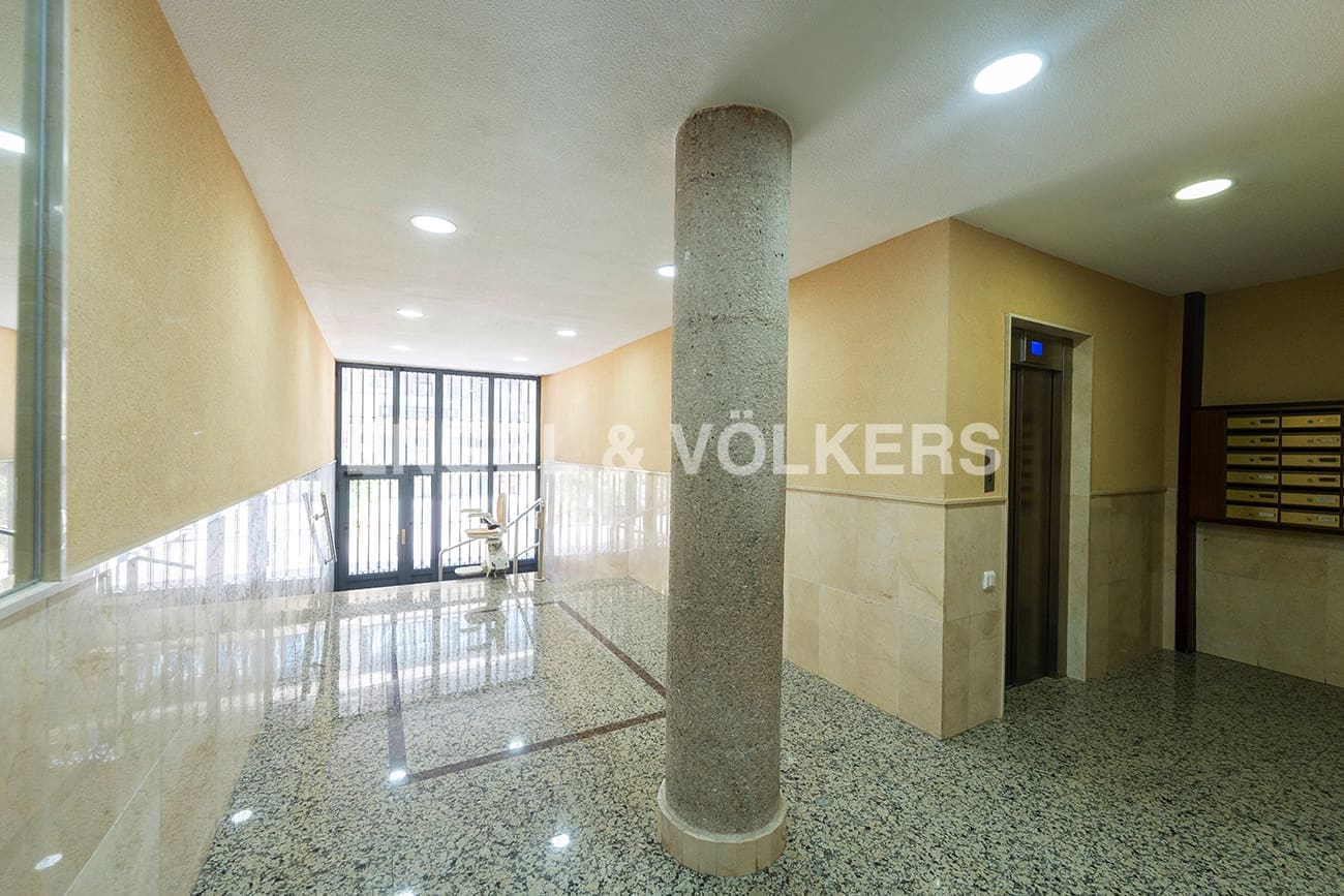 Apartament na sprzedaż w Miasto Alicante / Alacant - 495 000 € (Ref: 8195536)