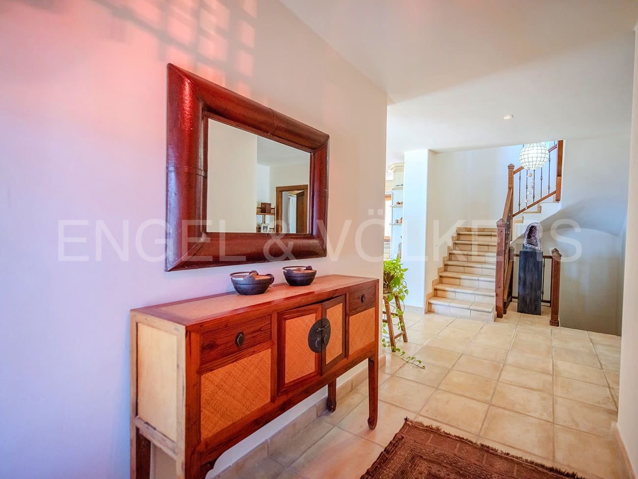 Villa til salgs i El Campello - € 1 190 000 (Ref: 8217893)