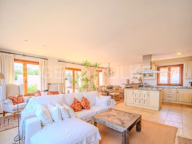 Villa til salg i Coveta Fuma, El Campello - € 1.190.000 (Ref: 8217893)