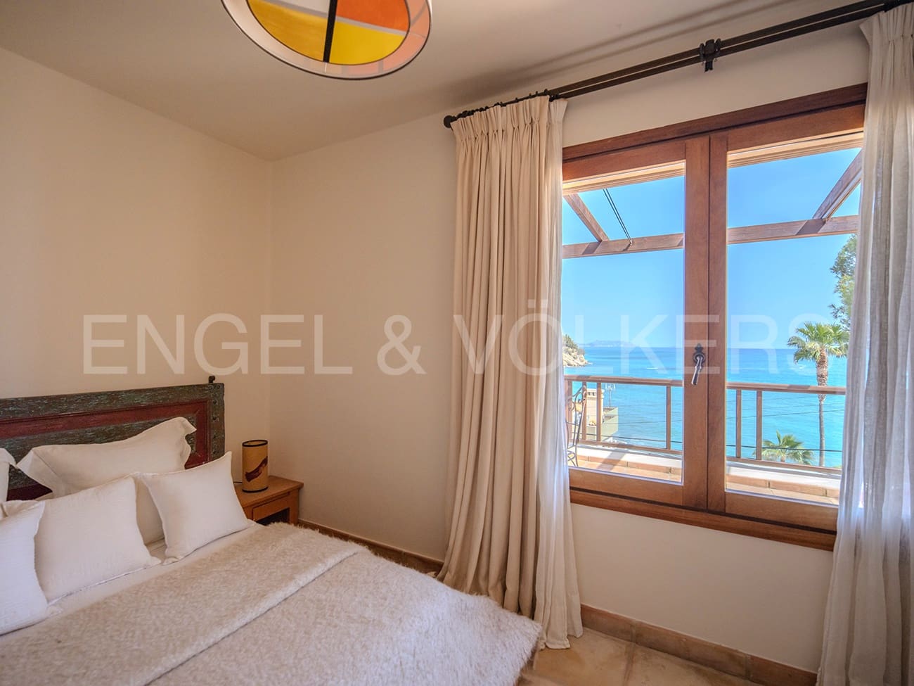 Villa til salgs i El Campello - € 1 190 000 (Ref: 8217893)