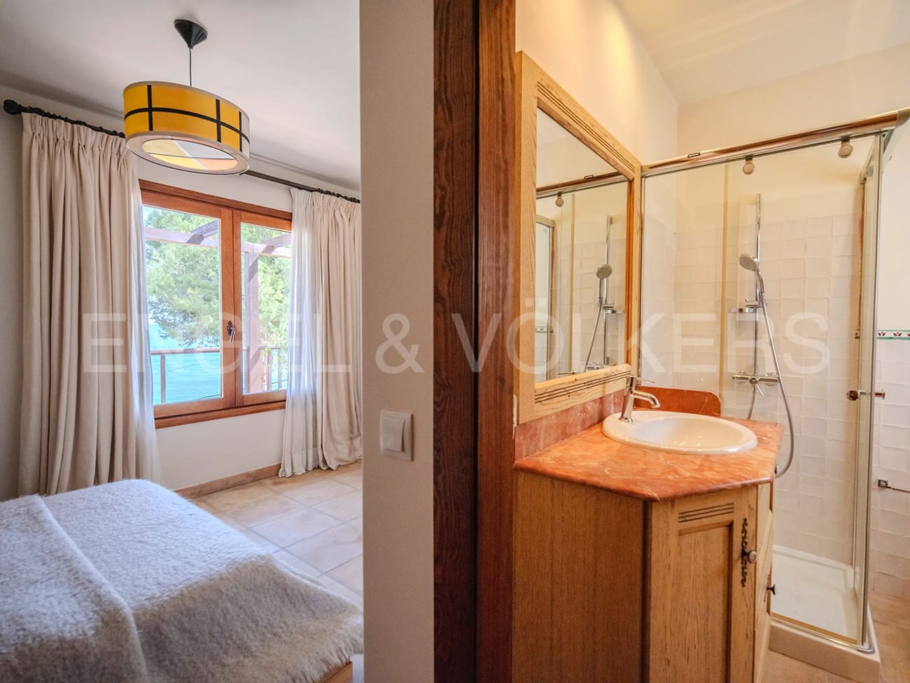 Villa til salgs i El Campello - € 1 190 000 (Ref: 8217893)