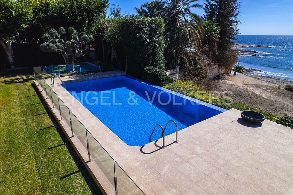 Villa til salg i Alicante by med swimmingpool garage - € 3.800.000 (Ref: 8277437)