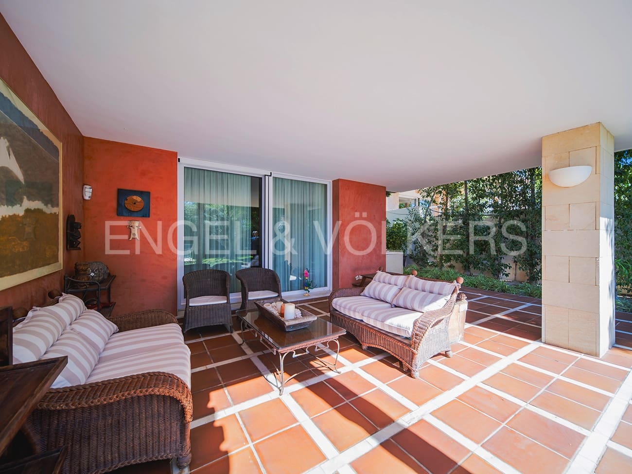 Villa til salg i Alicante by med swimmingpool garage - € 3.800.000 (Ref: 8277437)