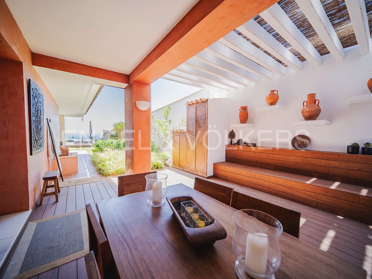 Villa til salg i Alicante by med swimmingpool garage - € 3.800.000 (Ref: 8277437)