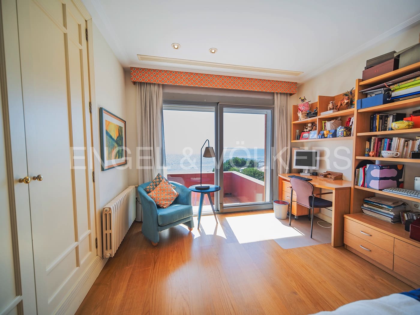 Villa til salg i Alicante by med swimmingpool garage - € 3.800.000 (Ref: 8277437)