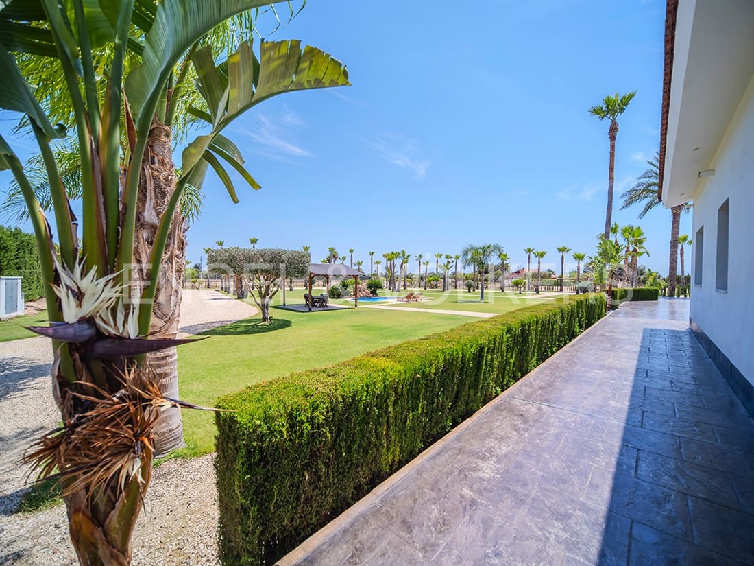 5 soveværelse Villa til salg i Elche / Elx med swimmingpool garage - € 1.100.000 (Ref: 8354686)