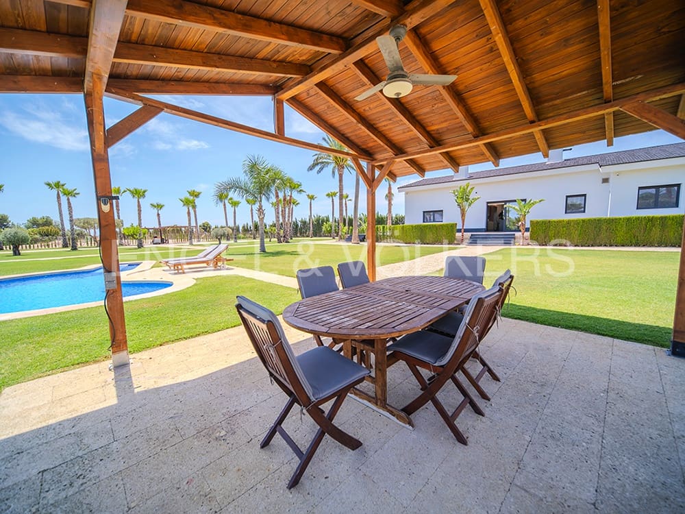 5 soveværelse Villa til salg i Elche / Elx med swimmingpool garage - € 1.100.000 (Ref: 8354686)