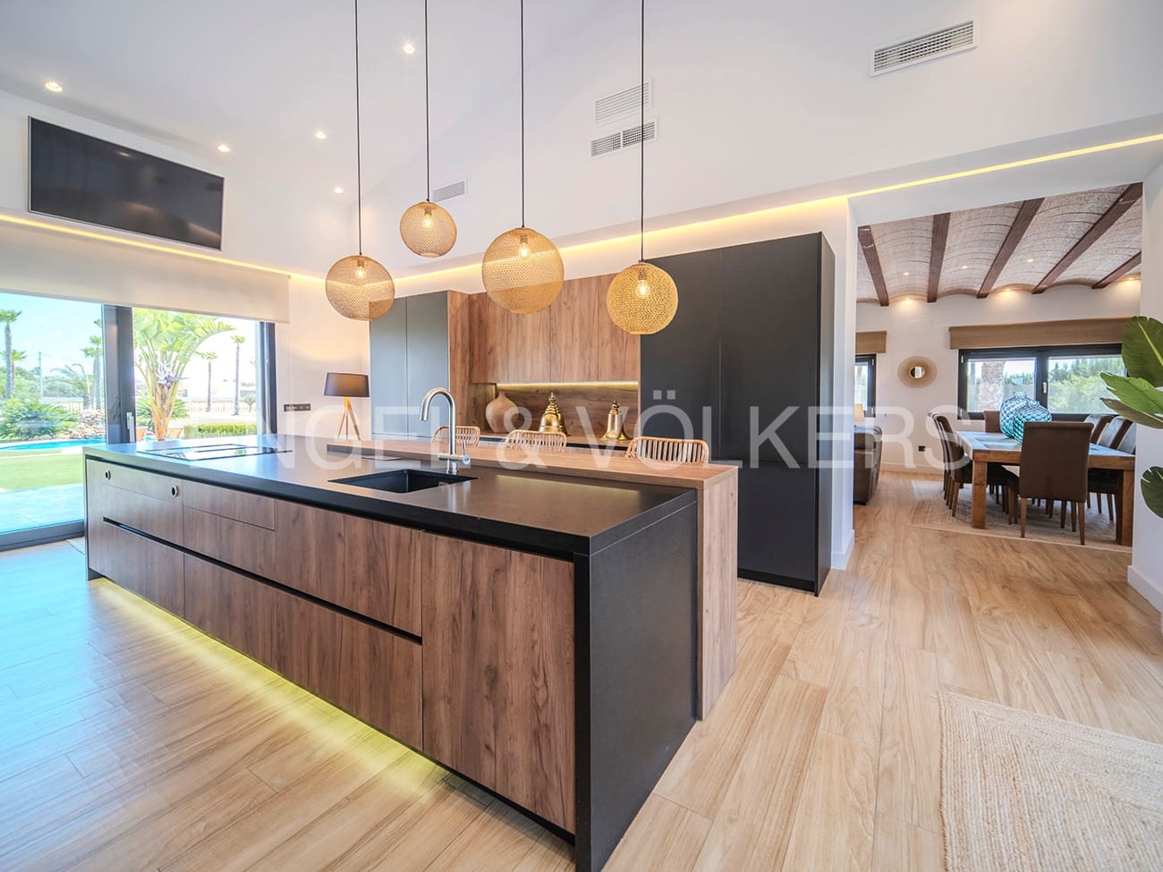 5 soveværelse Villa til salg i Elche / Elx med swimmingpool garage - € 1.100.000 (Ref: 8354686)