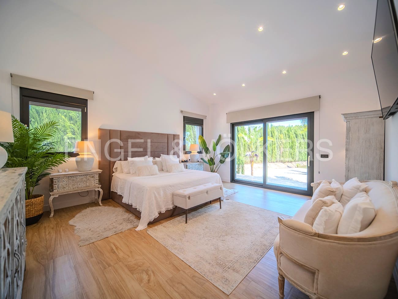 5 soveværelse Villa til salg i Elche / Elx med swimmingpool garage - € 1.100.000 (Ref: 8354686)