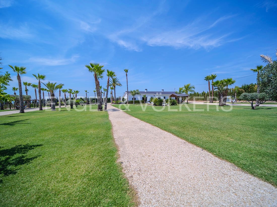 5 soveværelse Villa til salg i Elche / Elx med swimmingpool garage - € 1.100.000 (Ref: 8354686)