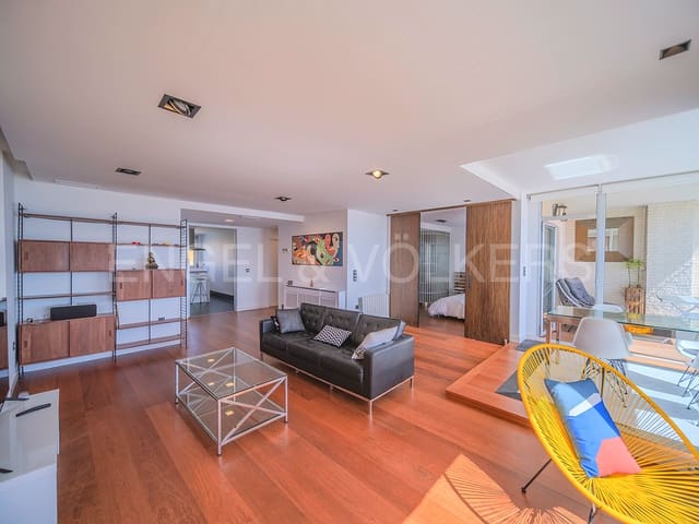 2 bedroom Apartment for sale in Playa de San Juan, Alicante / Alacant city with pool garage - € 1,100,000 (Ref: 8397181)