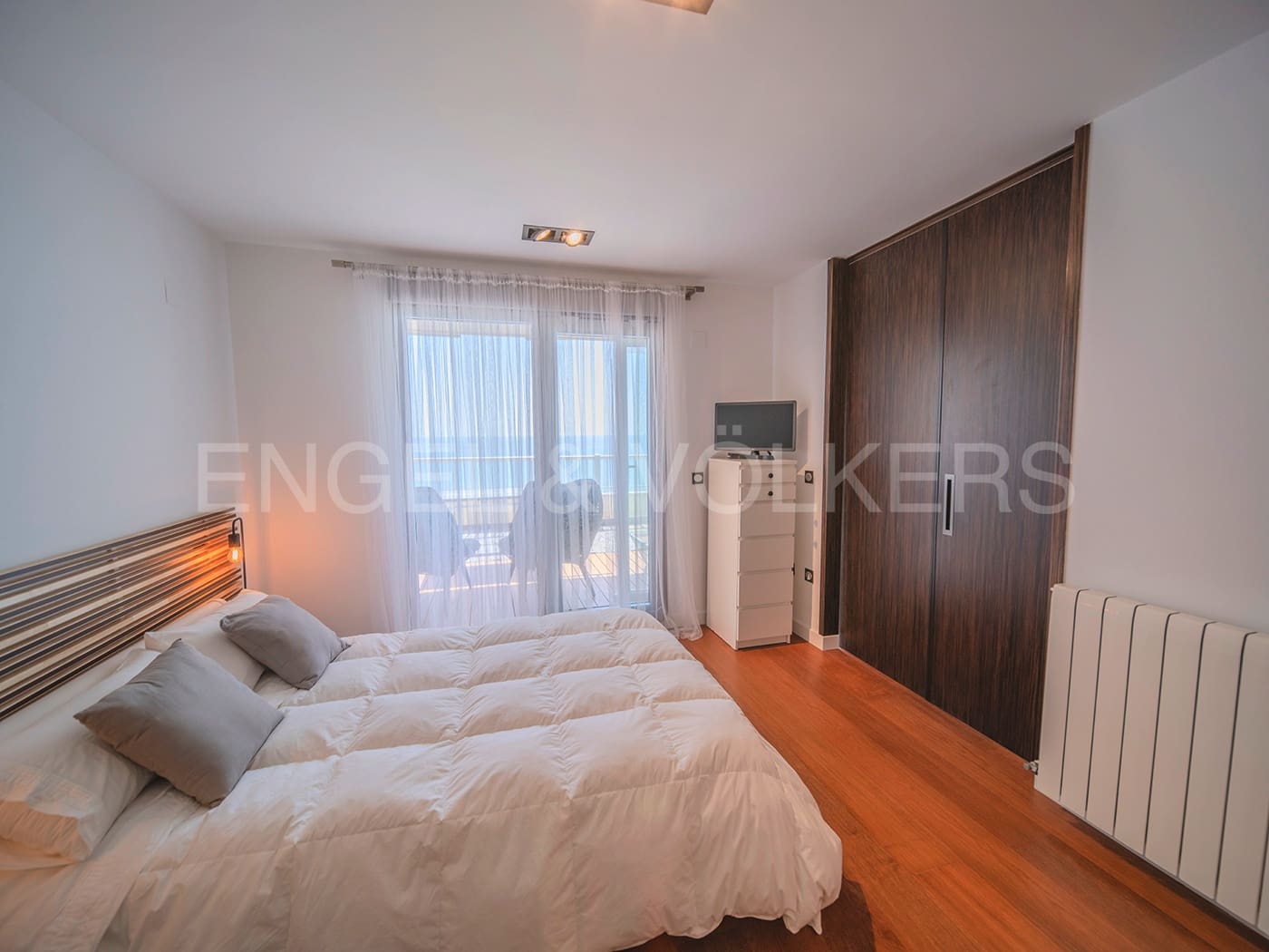 2 Zimmer Apartment zu verkaufen in Alicante / Alacant Stadt mit Pool Garage - 1.100.000 € (Ref: 8397181)