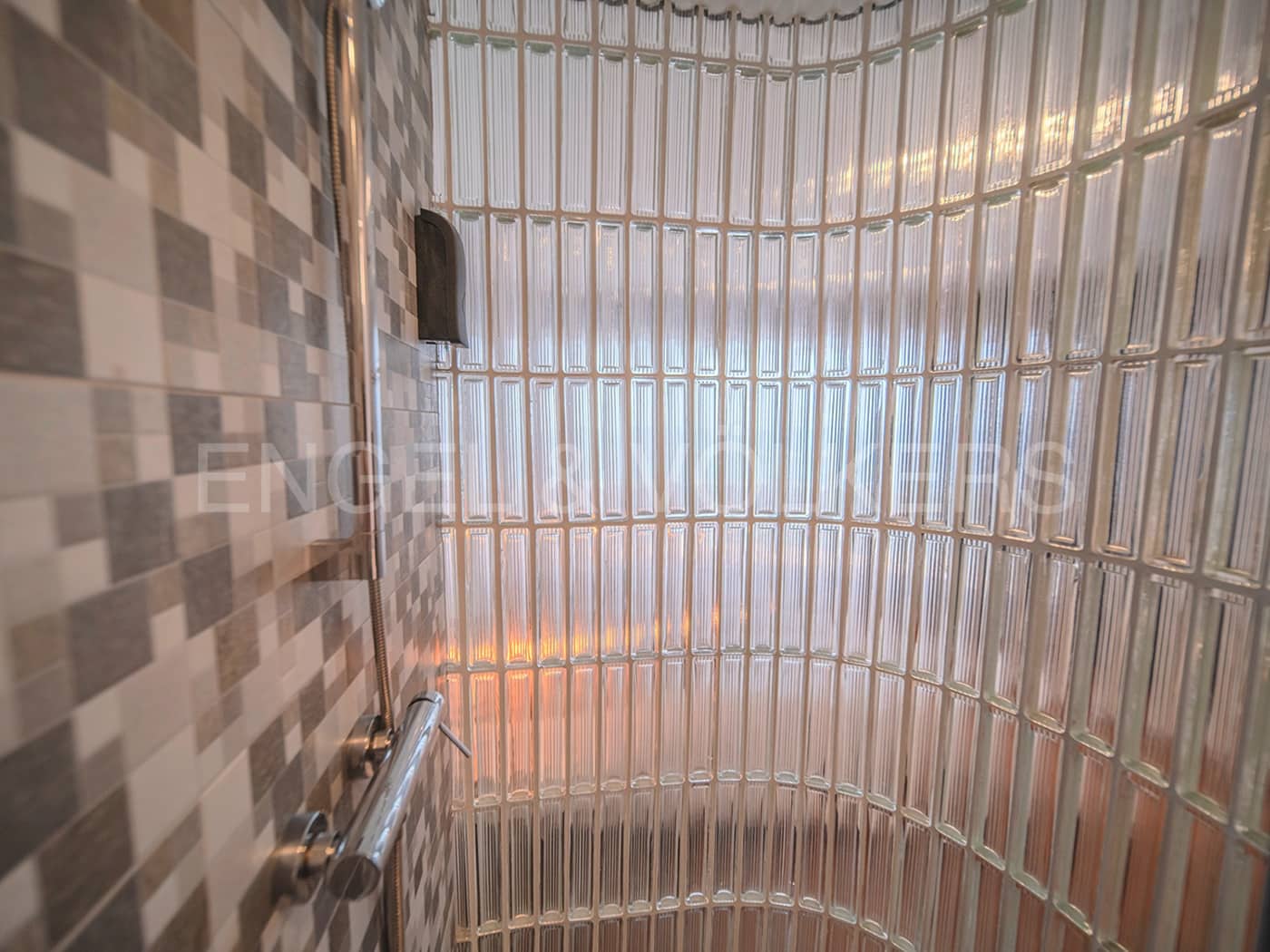 2 Zimmer Apartment zu verkaufen in Alicante / Alacant Stadt mit Pool Garage - 1.100.000 € (Ref: 8397181)