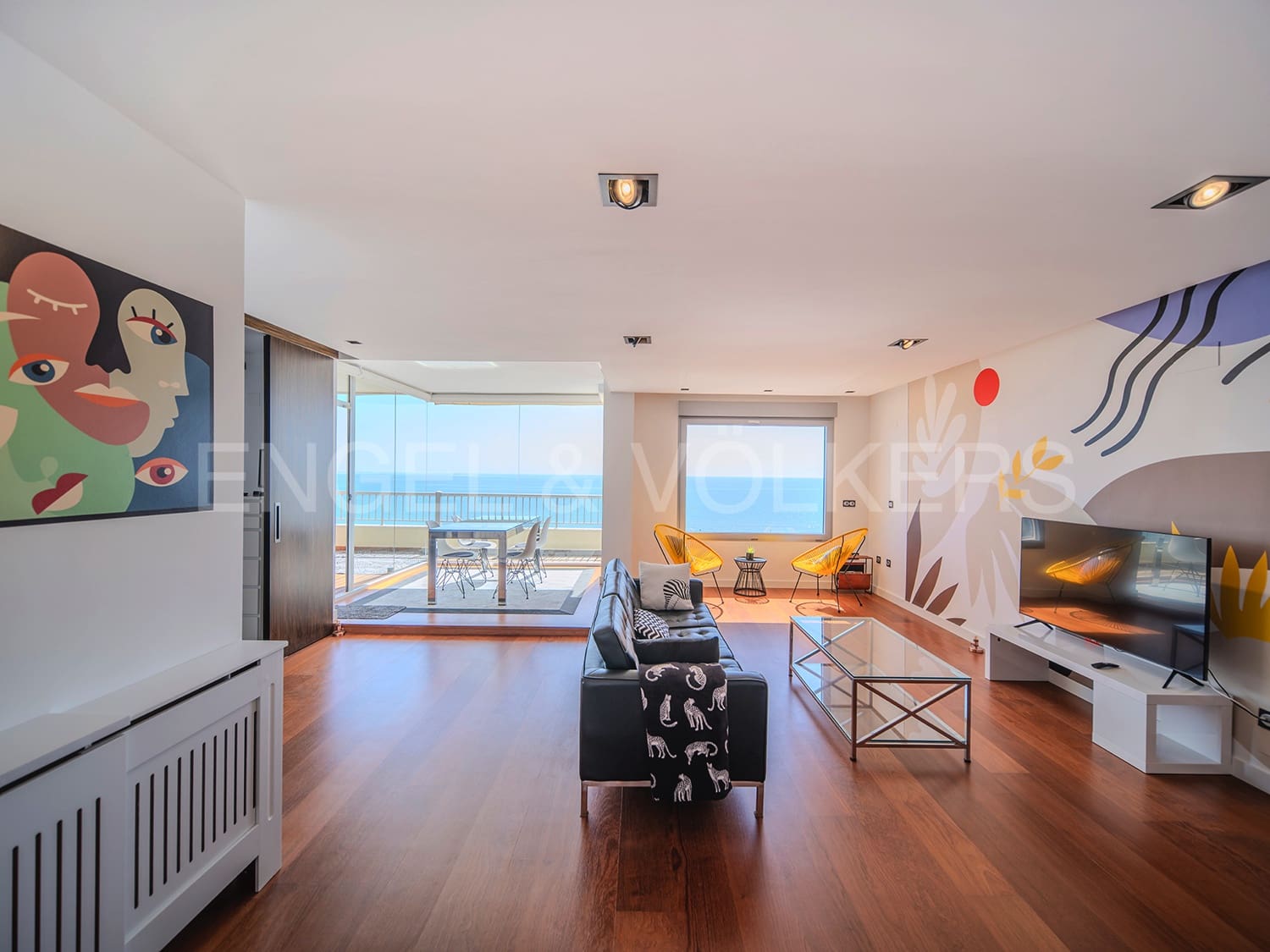 2 Zimmer Apartment zu verkaufen in Alicante / Alacant Stadt mit Pool Garage - 1.100.000 € (Ref: 8397181)