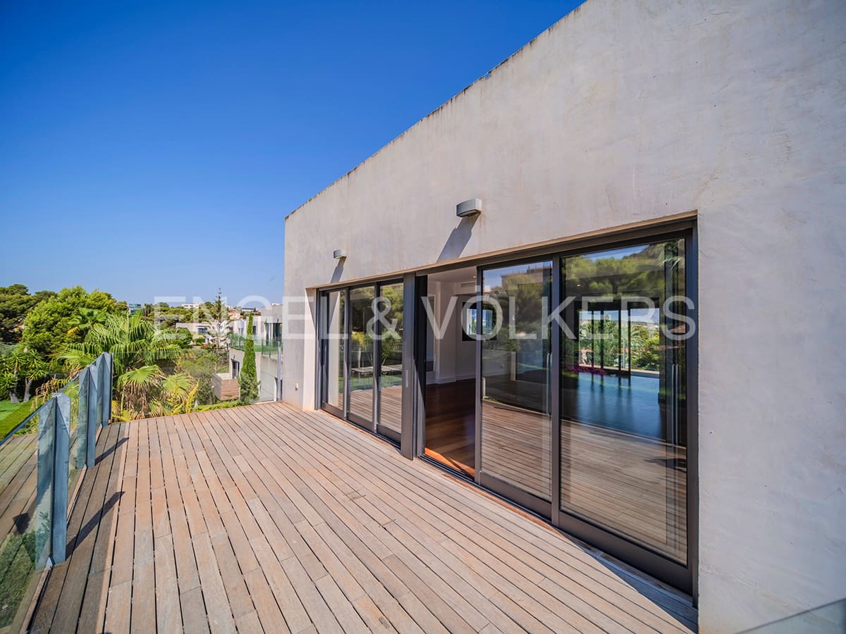 3 soveværelse Semi-Rækkehus til salg i Alicante by med swimmingpool garage - € 1.100.000 (Ref: 8479676)