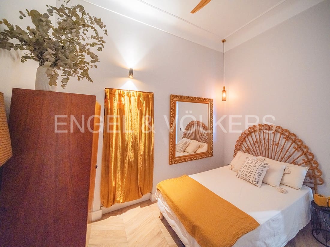 4 bedroom Apartment for sale in Alicante / Alacant city - € 875,000 (Ref: 8494070)