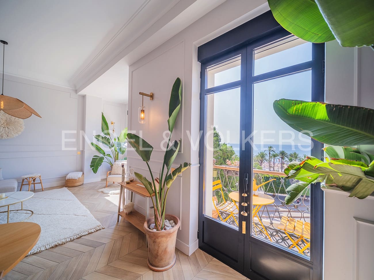 4 bedroom Apartment for sale in Alicante / Alacant city - € 875,000 (Ref: 8494070)