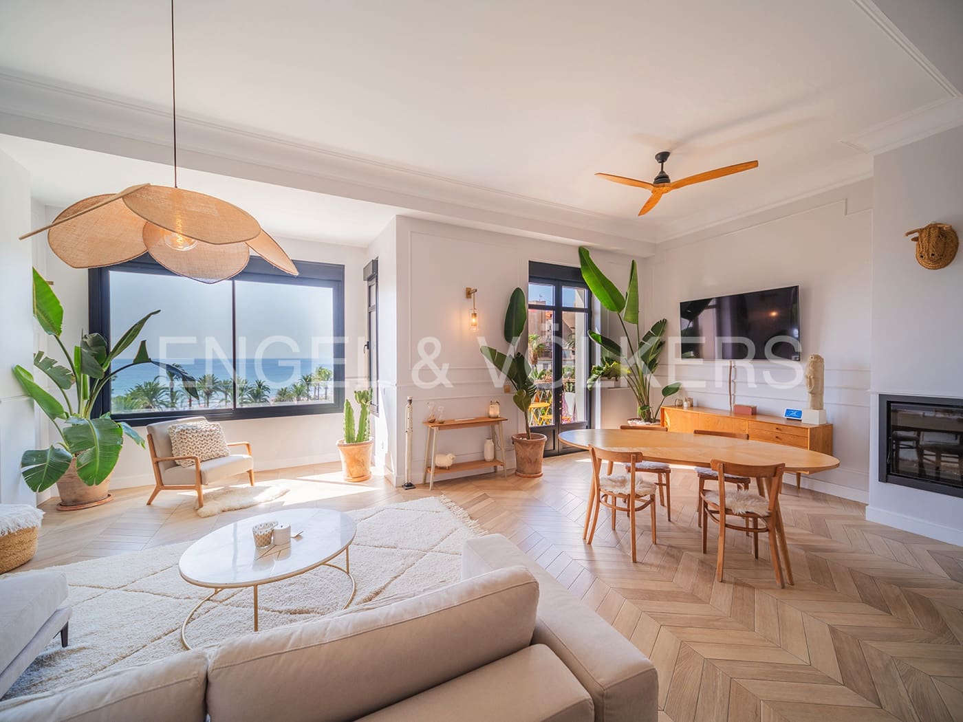 4 bedroom Apartment for sale in Alicante / Alacant city - € 875,000 (Ref: 8494070)