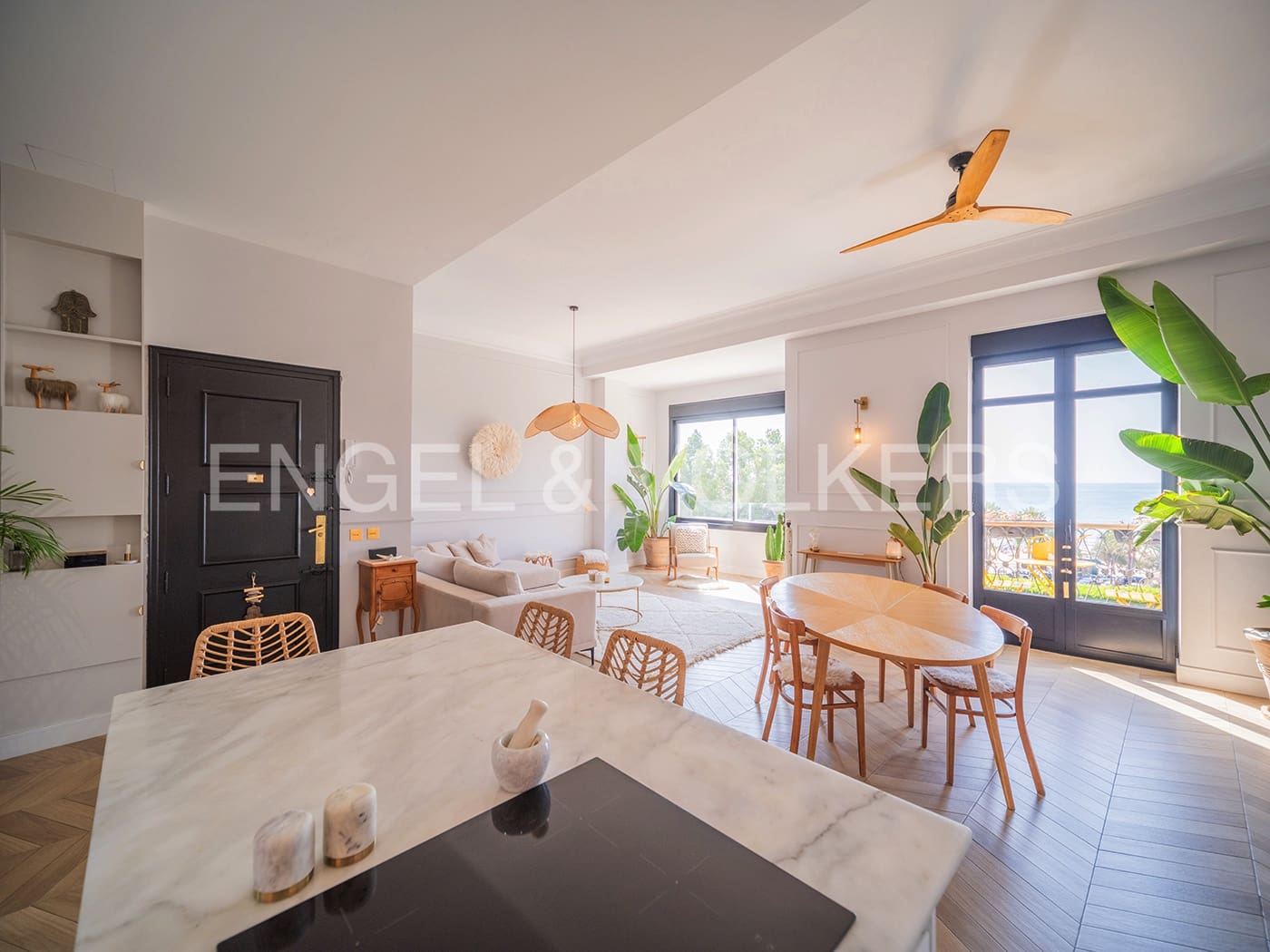 4 bedroom Apartment for sale in Alicante / Alacant city - € 875,000 (Ref: 8494070)