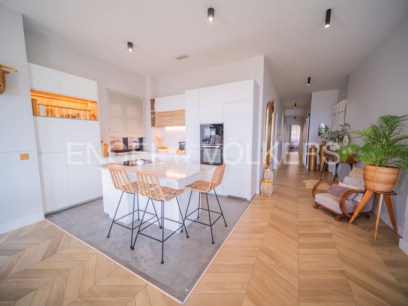4 bedroom Apartment for sale in Alicante / Alacant city - € 875,000 (Ref: 8494070)