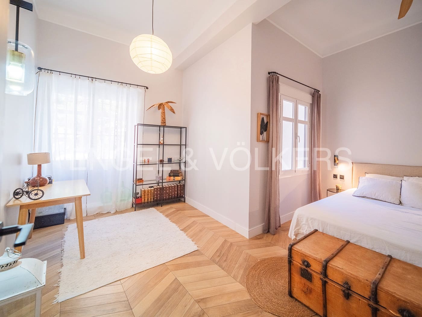 4 bedroom Apartment for sale in Alicante / Alacant city - € 875,000 (Ref: 8494070)