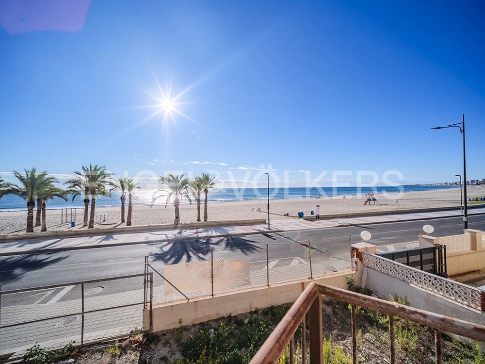 3 soveværelse Villa til salg i El Campello med swimmingpool garage - € 1.650.000 (Ref: 8600894)