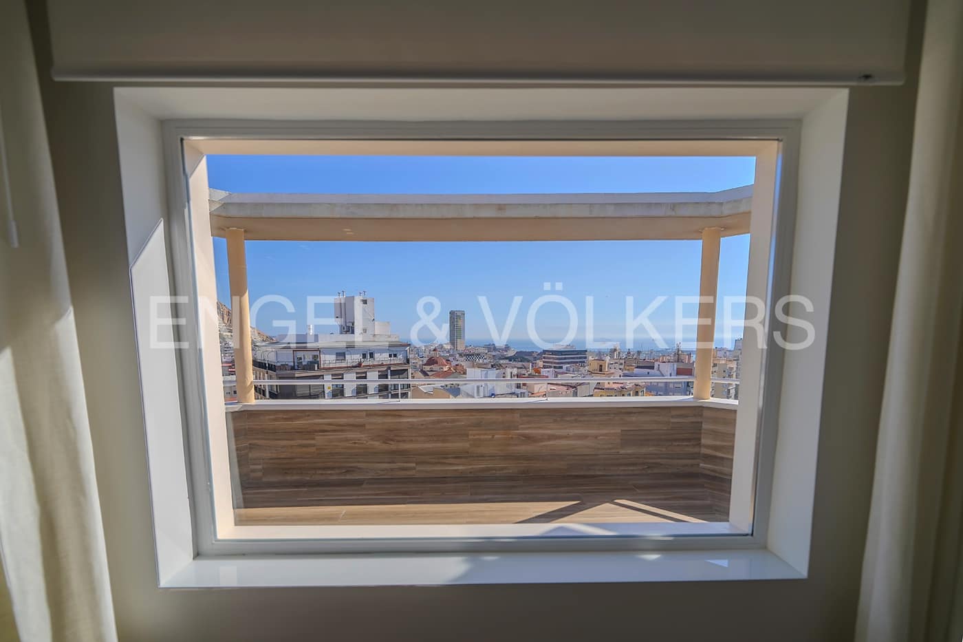 3 quarto Penthouse para venda em Alicante cidade - 1 350 000 € (Ref: 8661508)