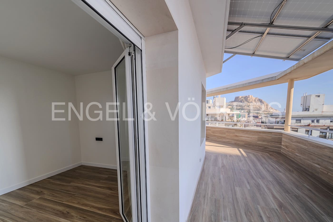 3 quarto Penthouse para venda em Alicante cidade - 1 350 000 € (Ref: 8661508)