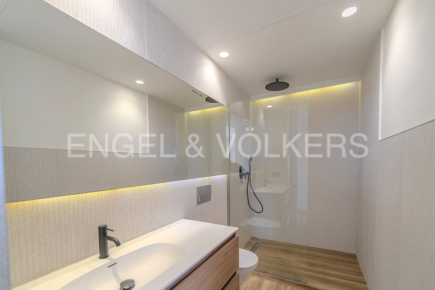 3 quarto Penthouse para venda em Alicante cidade - 1 350 000 € (Ref: 8661508)