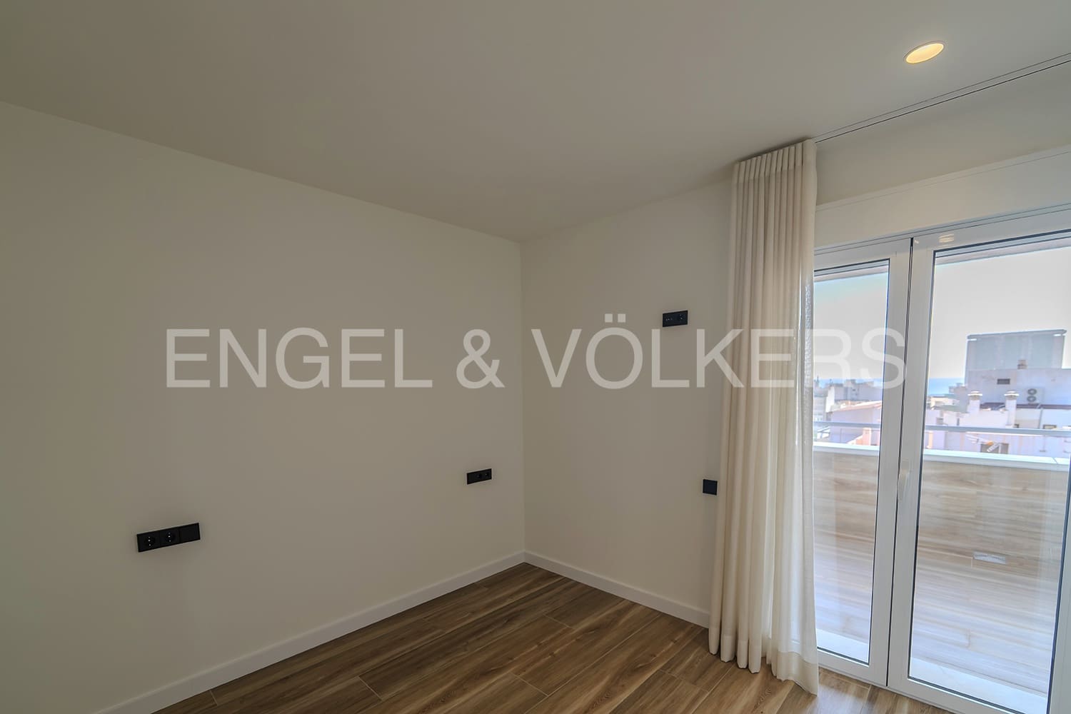 3 quarto Penthouse para venda em Alicante cidade - 1 350 000 € (Ref: 8661508)