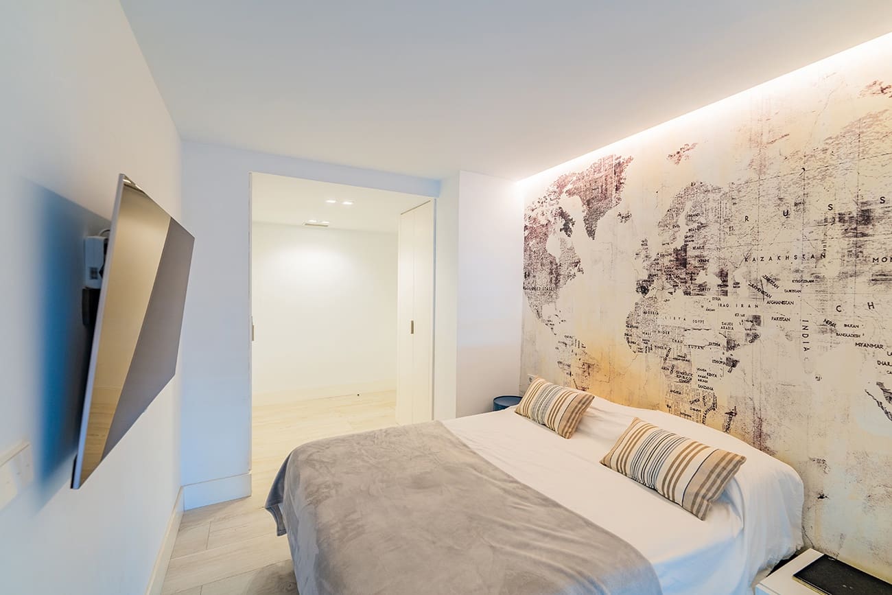 4 soverom Leilighet til salgs i Alicante by med garasje - € 1 590 000 (Ref: 8678915)