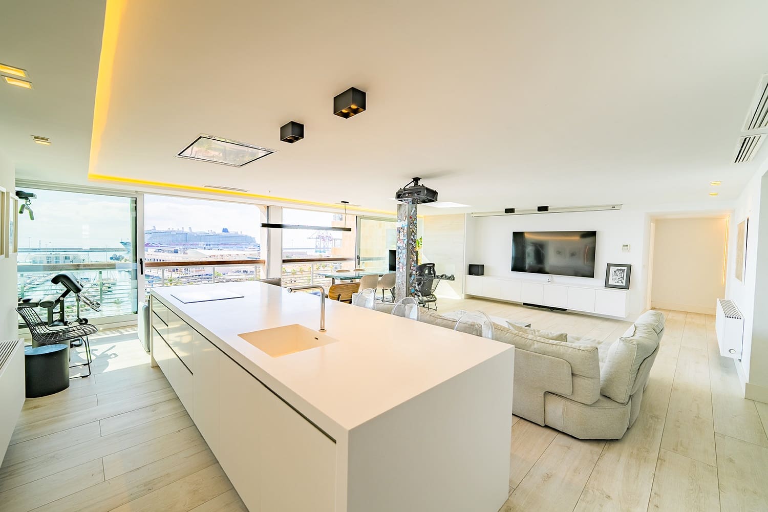 4 soverom Leilighet til salgs i Alicante by med garasje - € 1 590 000 (Ref: 8678915)