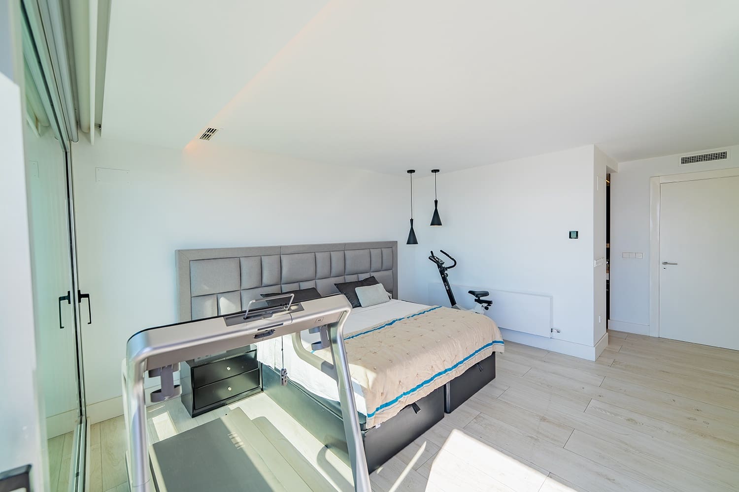 4 soverom Leilighet til salgs i Alicante by med garasje - € 1 590 000 (Ref: 8678915)