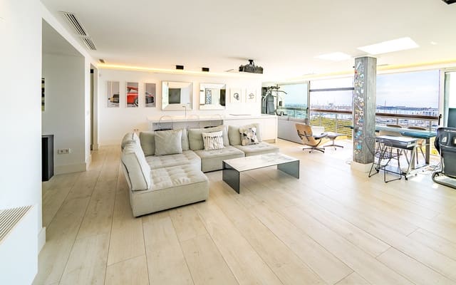 4 soveværelse Lejlighed til salg i Ensanche - Diputacion, Alicante by med garage - € 17.500.000 (Ref: 8678915)