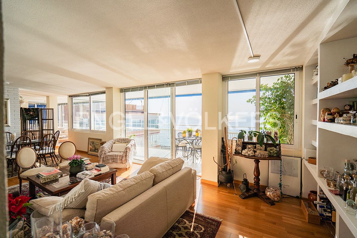 4 camera da letto Appartamento in vendita in Alicante citta con garage - 649.000 € (Rif: 8707482)