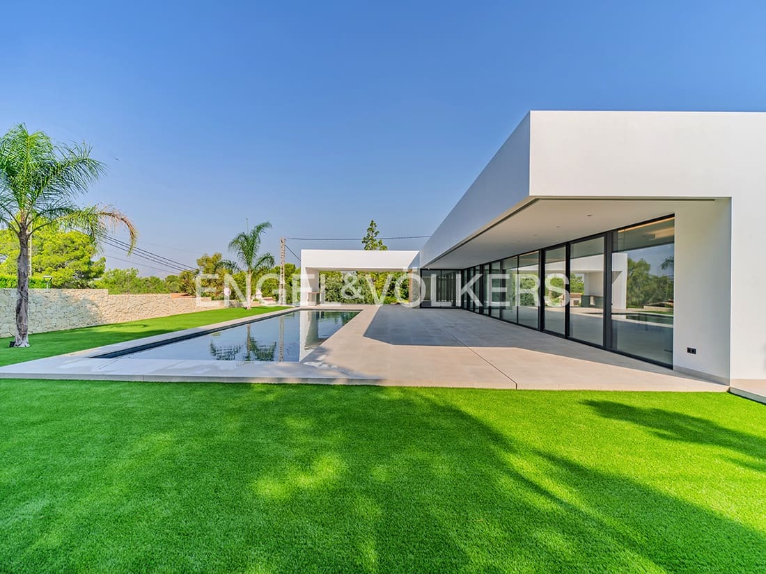 3 soveværelse Villa til salg i Busot med swimmingpool garage - € 850.000 (Ref: 8708326)