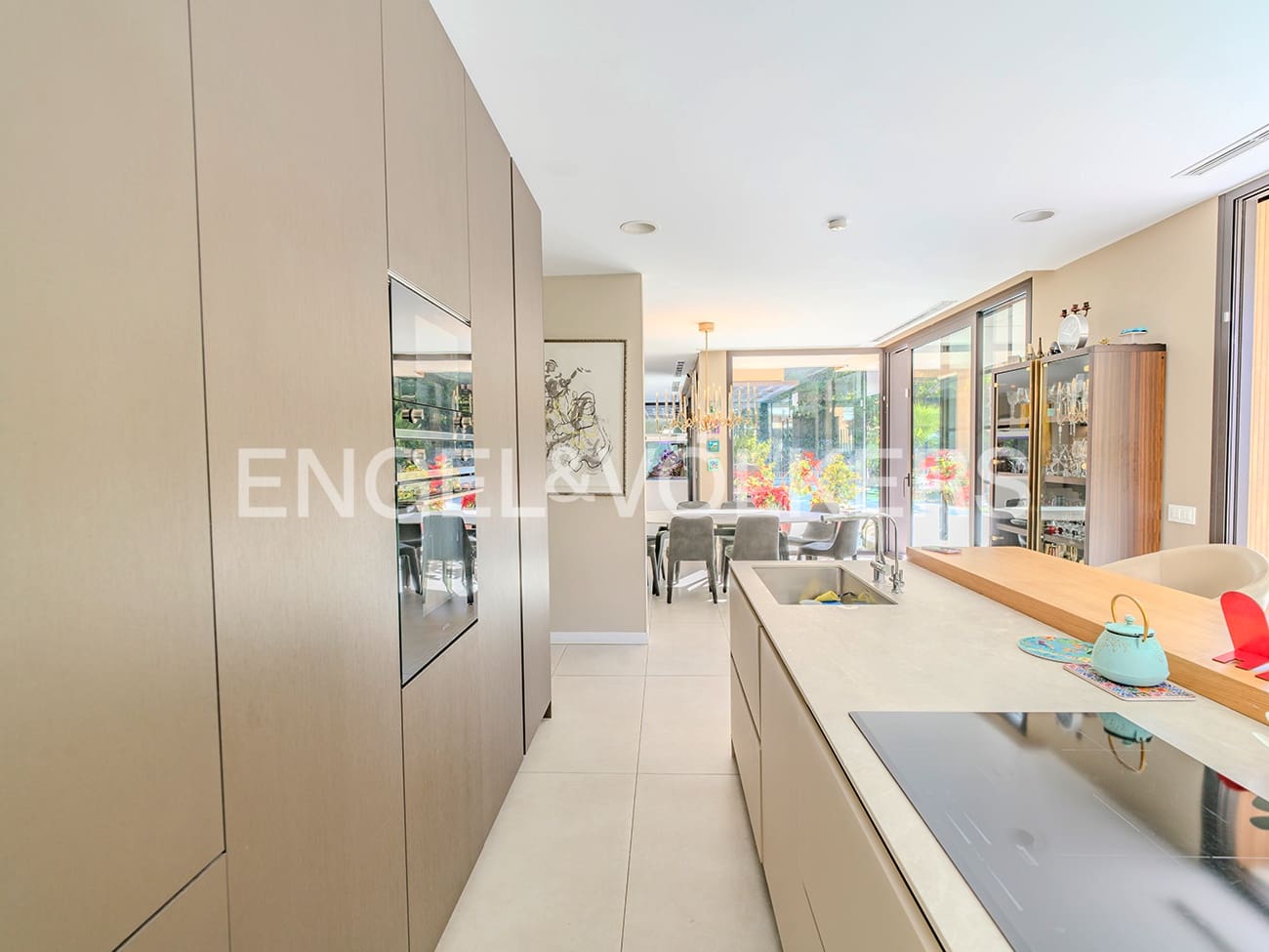 4 soverom Villa til salgs i Alicante by med svømmebasseng garasje - € 3 150 000 (Ref: 8762605)