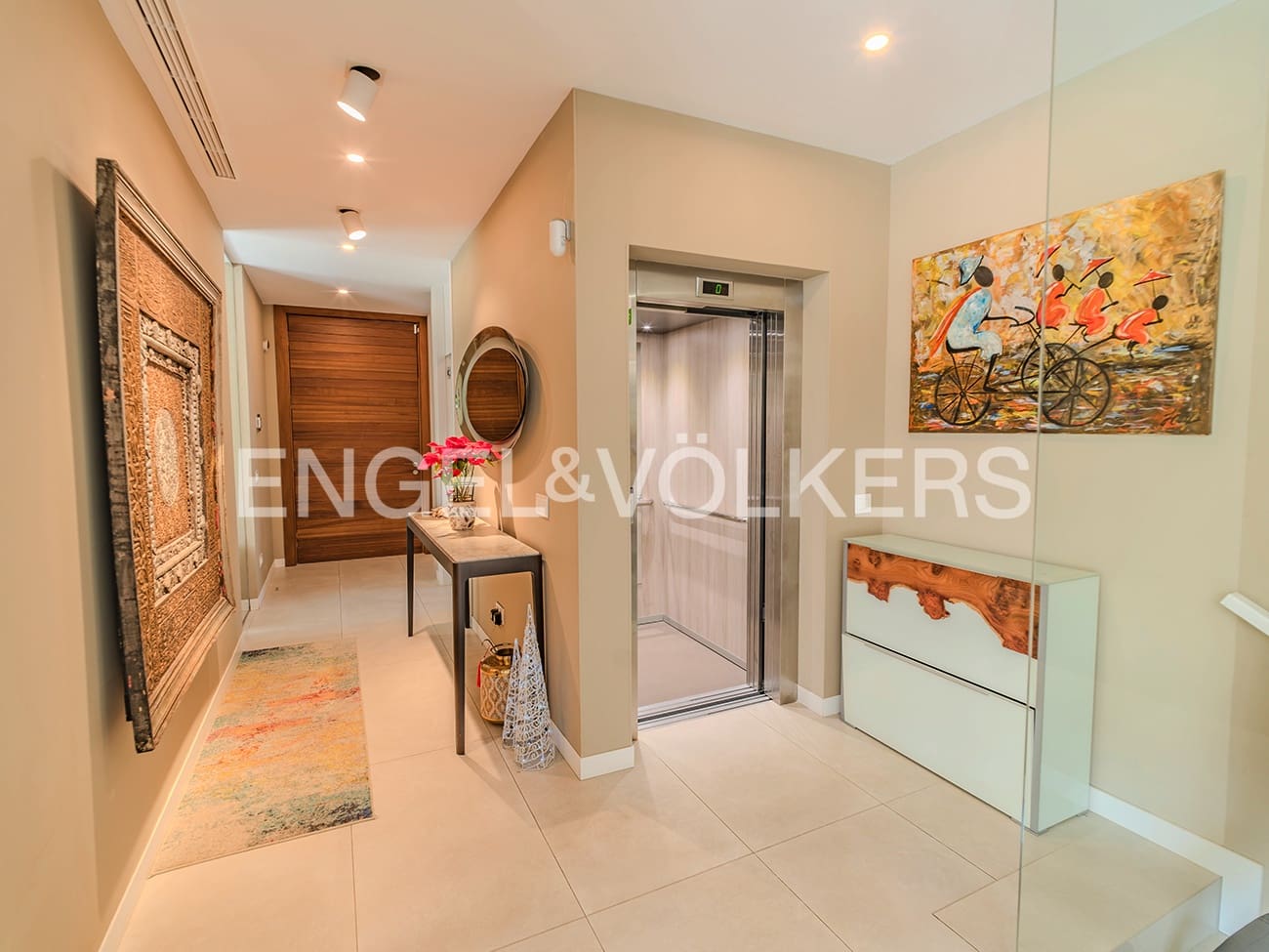 4 soverom Villa til salgs i Alicante by med svømmebasseng garasje - € 3 150 000 (Ref: 8762605)