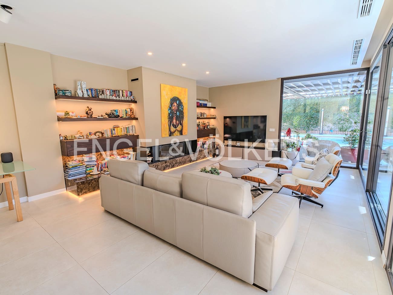 4 soverom Villa til salgs i Alicante by med svømmebasseng garasje - € 3 150 000 (Ref: 8762605)