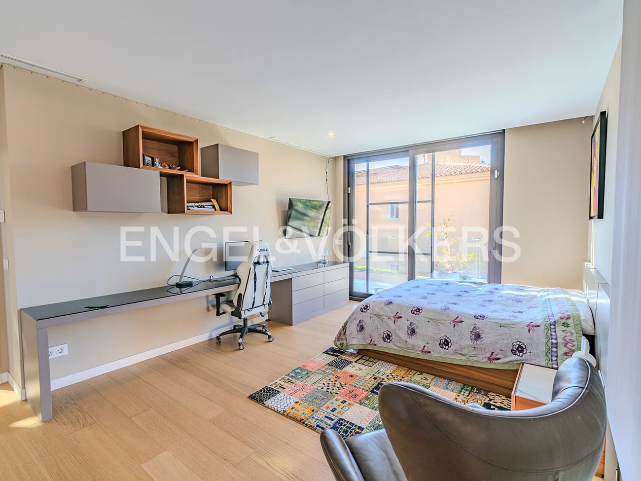 4 soverom Villa til salgs i Alicante by med svømmebasseng garasje - € 3 150 000 (Ref: 8762605)