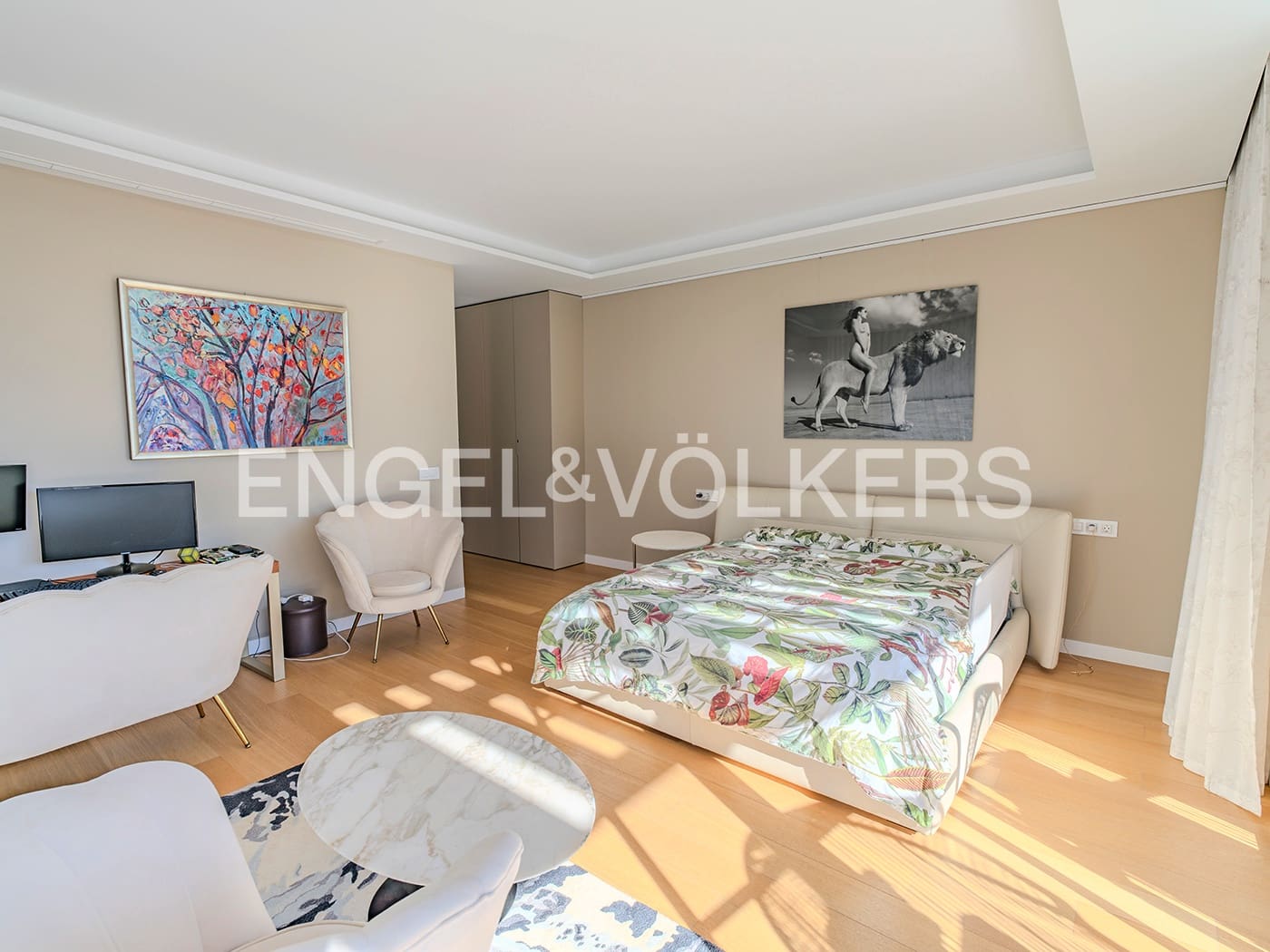 4 soverom Villa til salgs i Alicante by med svømmebasseng garasje - € 3 150 000 (Ref: 8762605)