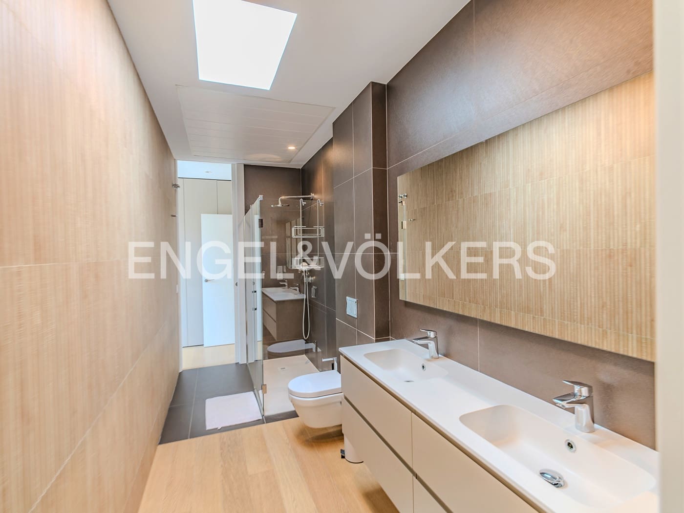 4 soverom Villa til salgs i Alicante by med svømmebasseng garasje - € 3 150 000 (Ref: 8762605)